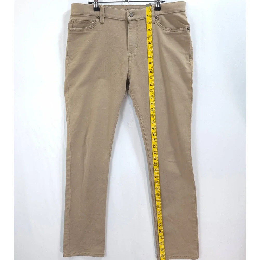 Banana Republic Traveler Pants Mens 33x32 Slim Fit Stretch Khaki Classic Modern
